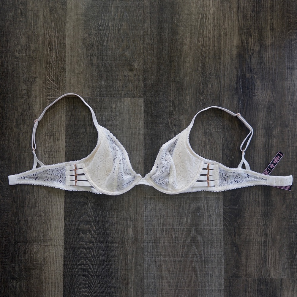 Victoria's Secret White Lace Bra